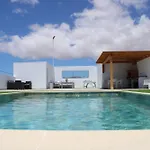 Nyaraló Fuerte Roche 2 *